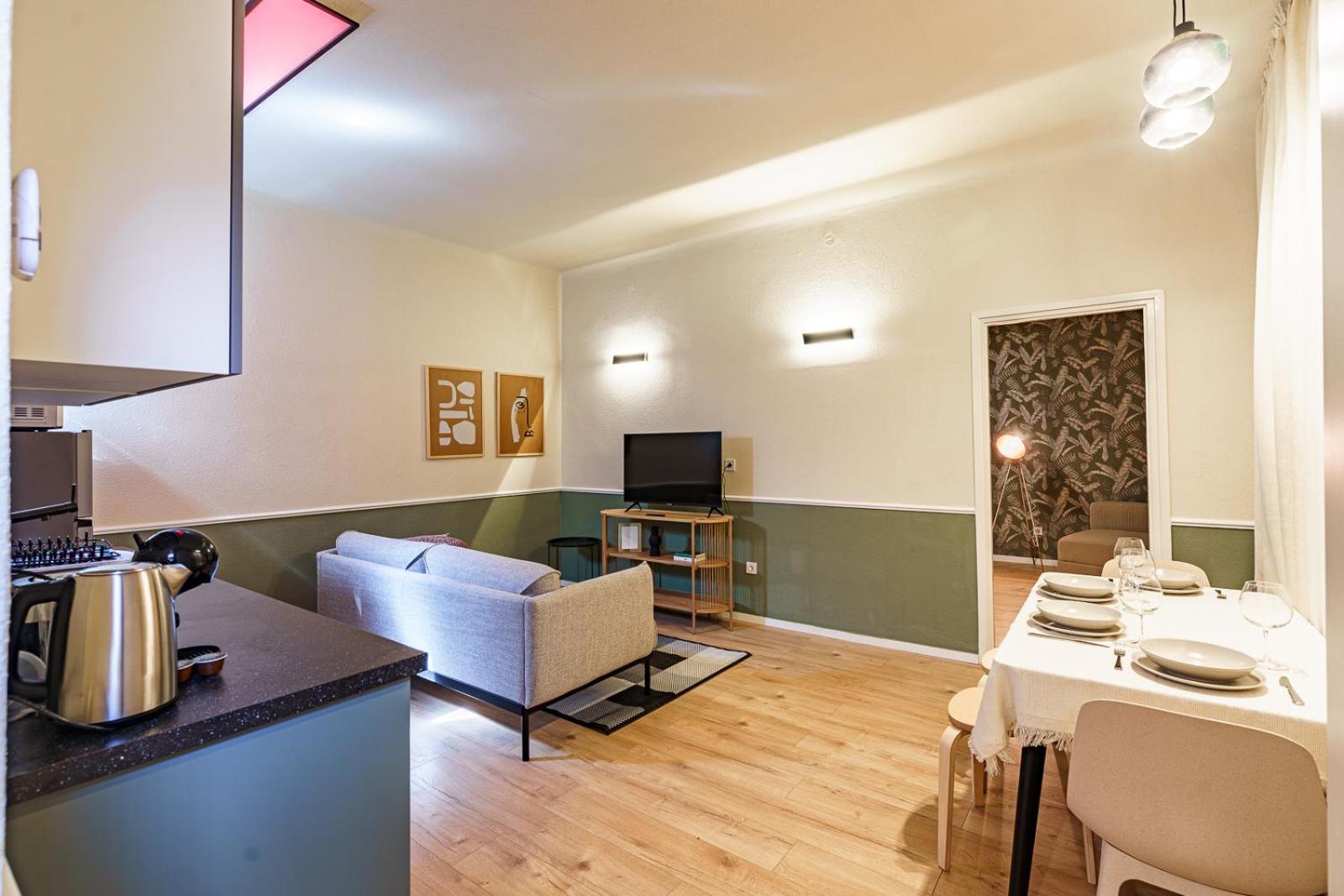 Sunny Luxurious Two Bedroom At Jewish District Apartmán *